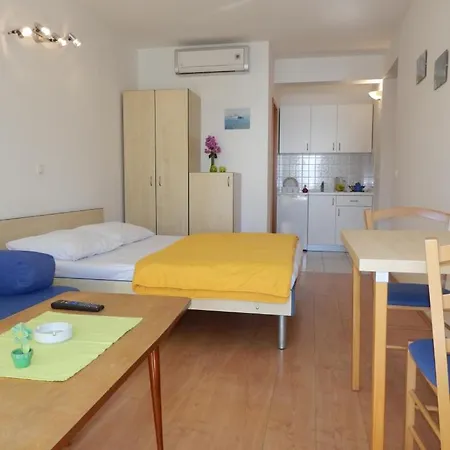 Villa Duce 아파트