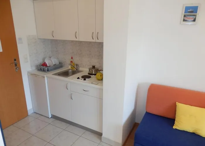 Villa Duce (4173) * Duće