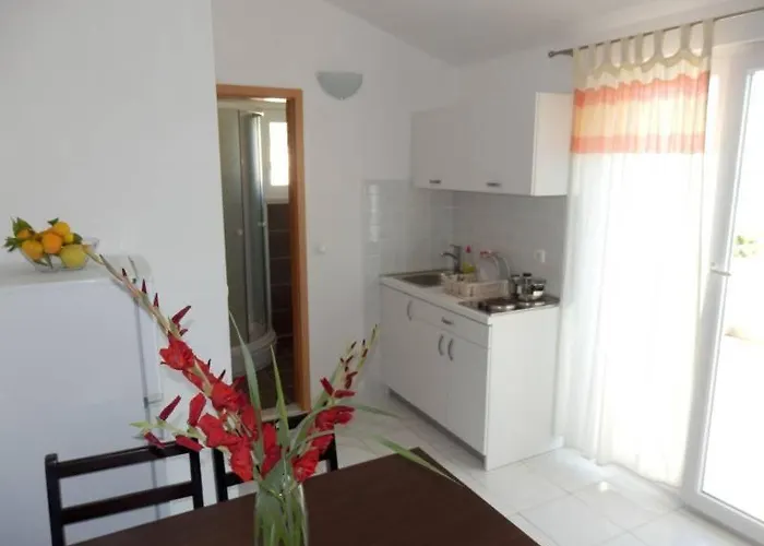 Villa Duce (4173) * Duće