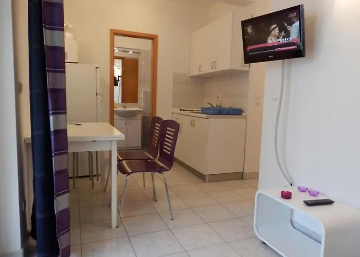 Villa Duce (4173) * Duće